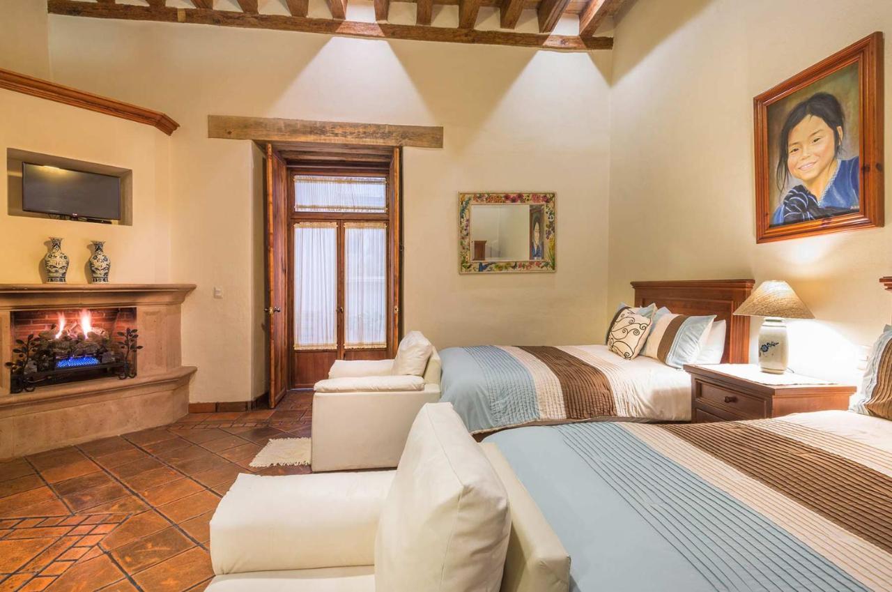 Hotel Casa Del Naranjo Pátzcuaro Buitenkant foto