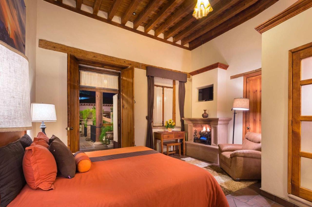 Hotel Casa Del Naranjo Pátzcuaro Buitenkant foto